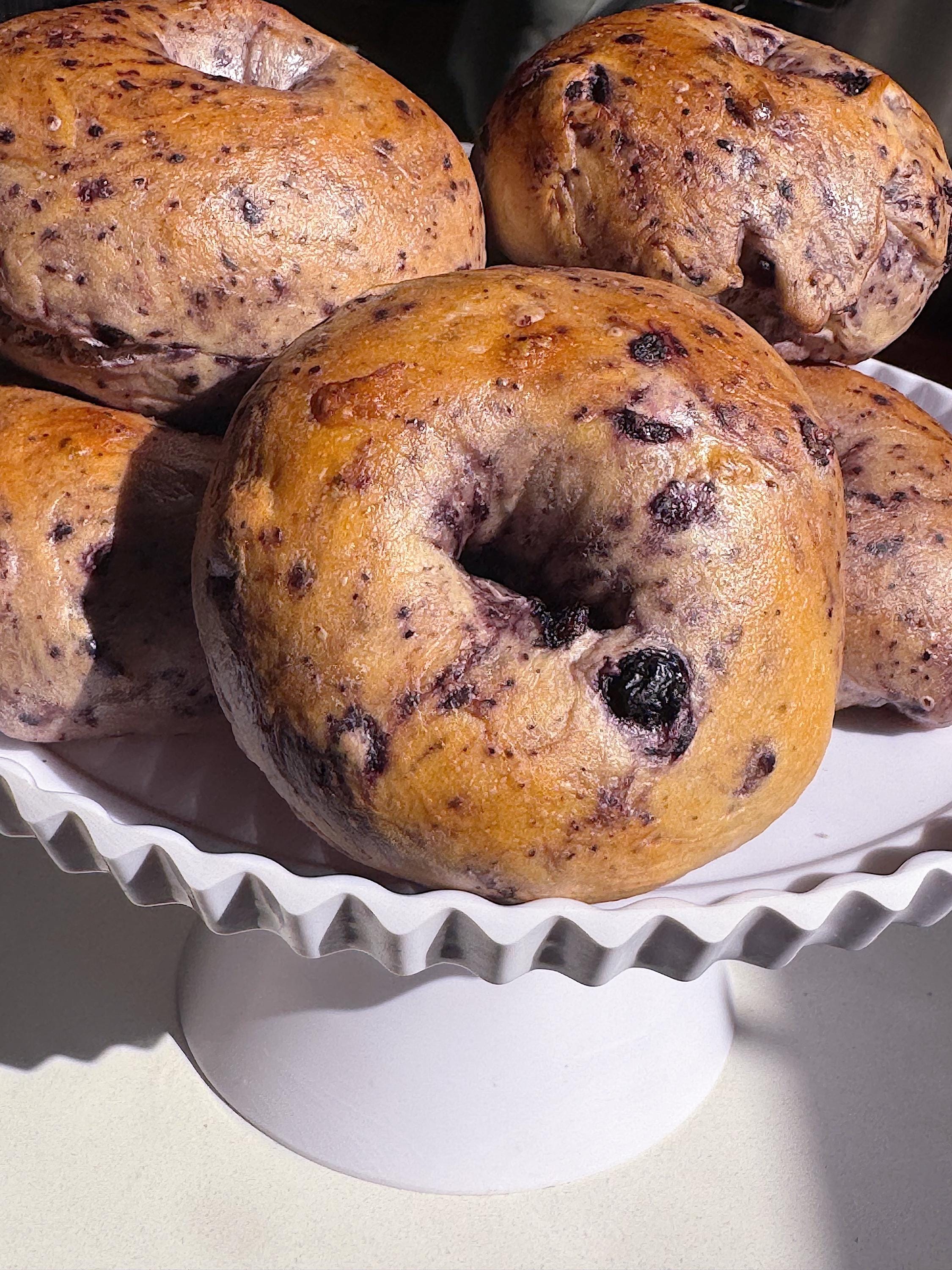 New York Blueberry Bagels (6 per order)