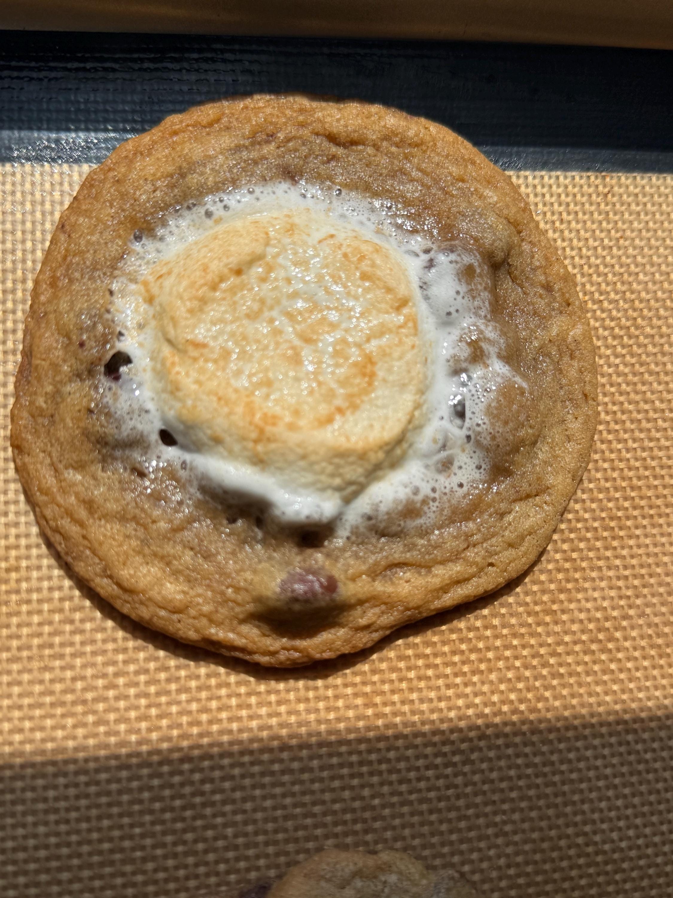 S’mores Chocolate Chip Cookies- Gooey