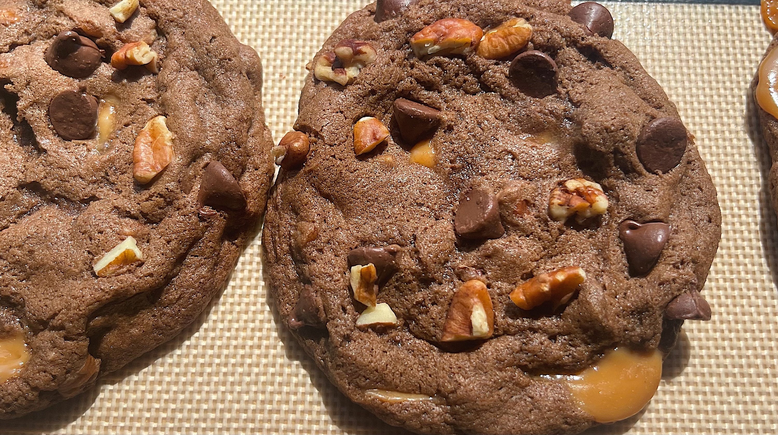 Chocolate Carmel Turtle Cookies