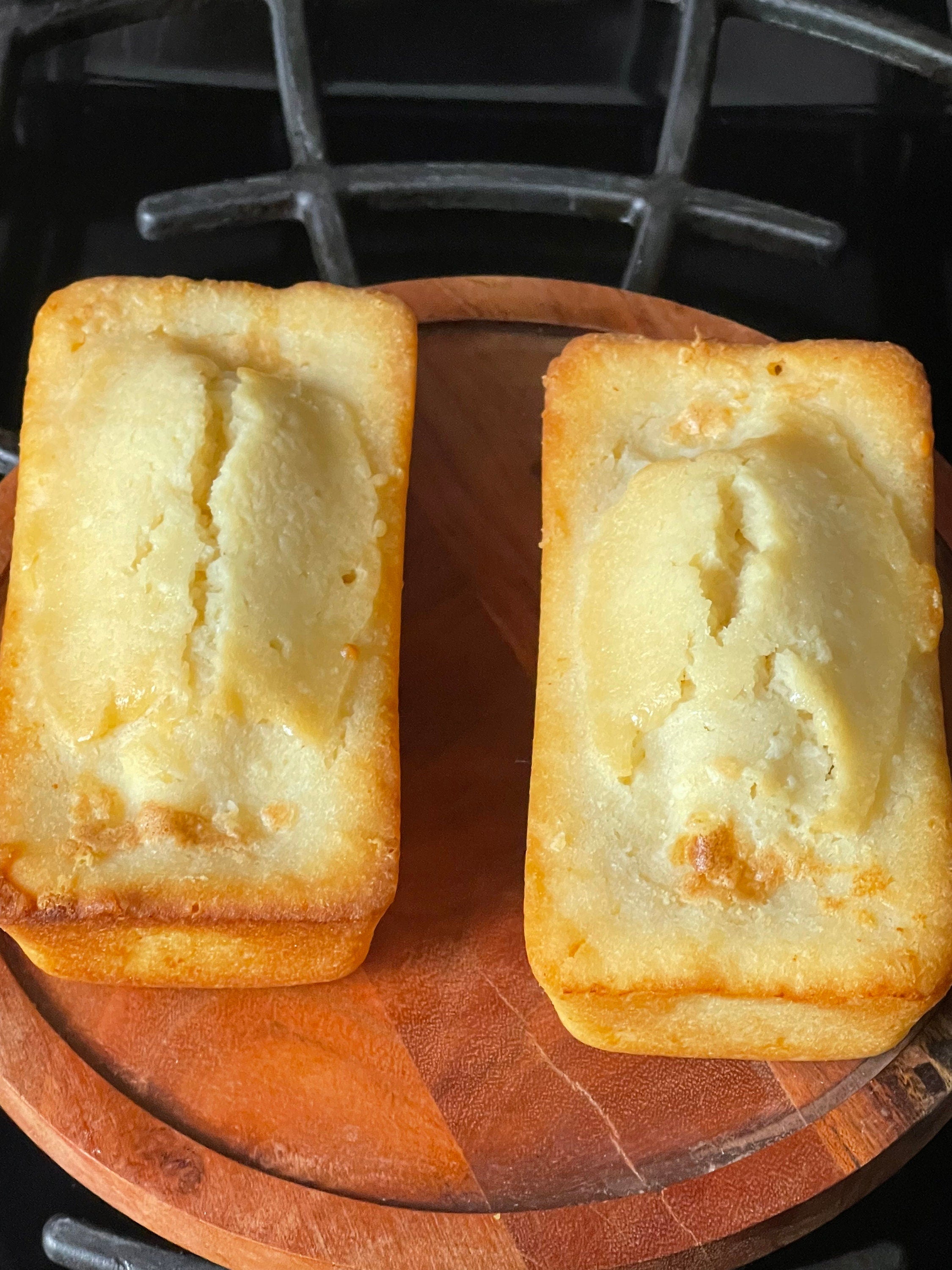 Old Fashion Pound Cake (2 Loaves)